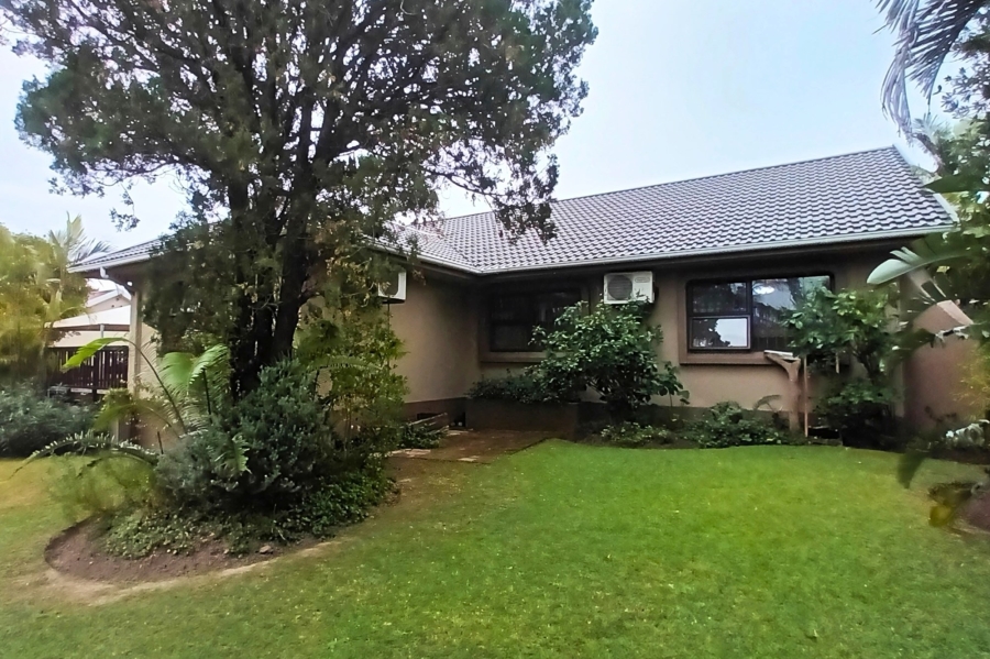 4 Bedroom Property for Sale in Beacon Bay Eastern Cape